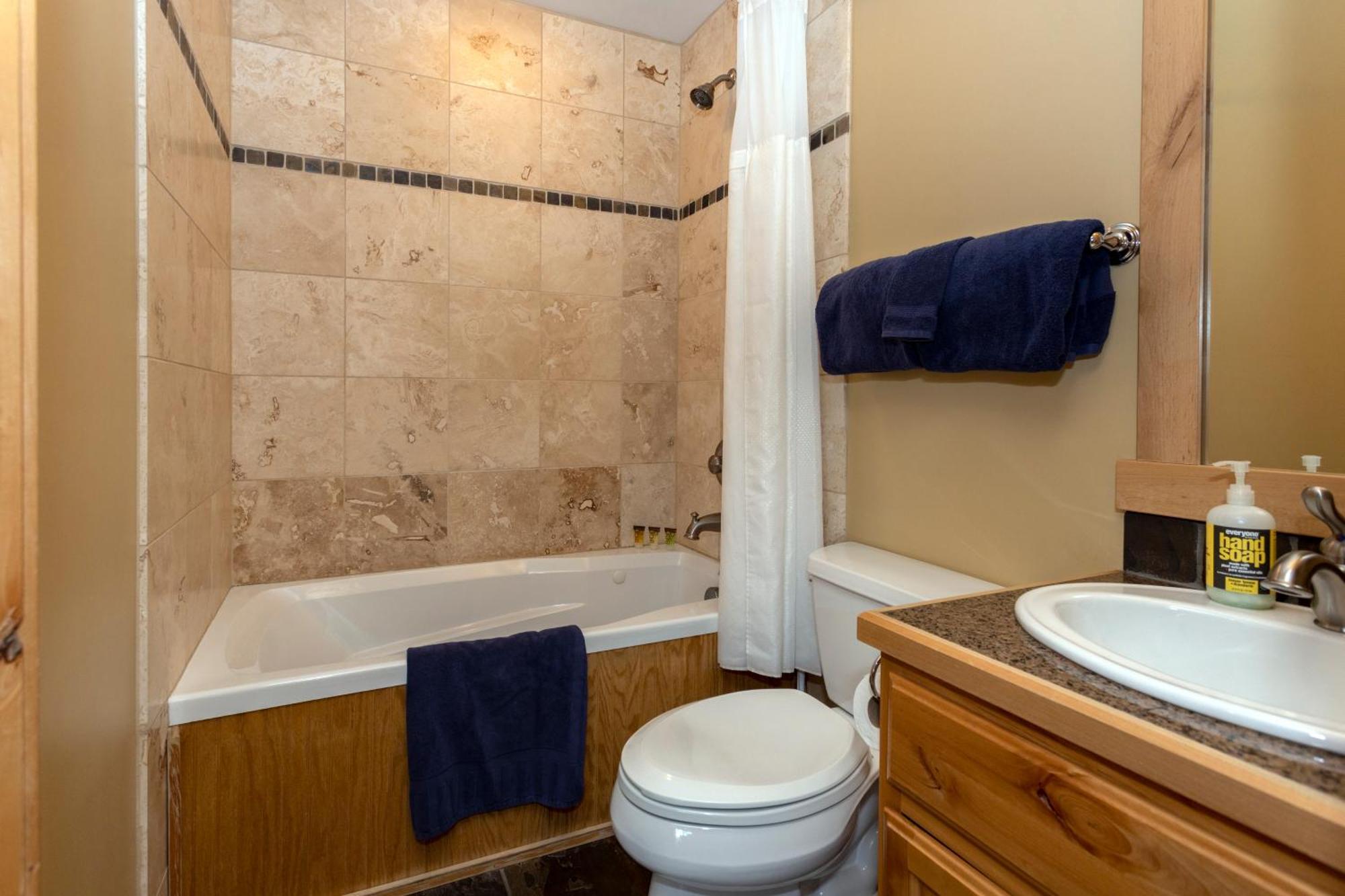 Penthouse Studio W Mtn Sunrise Views & Near Silver Mtn Келог Екстериор снимка